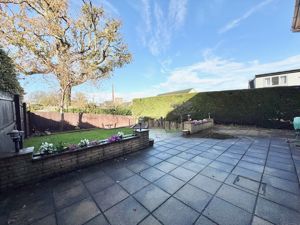 Photo 20- click for photo gallery